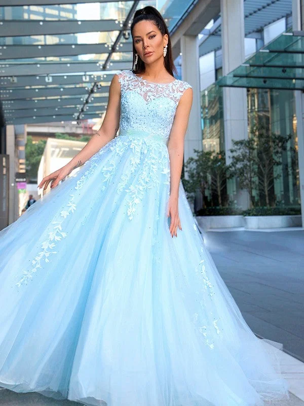 Women's Transitional Garments Romantic Detailing A-Line/Princess Scoop Sleeveless Tulle Applique Court Train Dresses