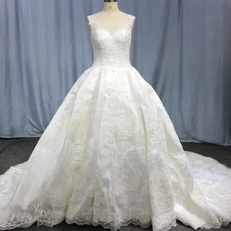 Women's Clothing For Travel Weekend Special Princess Lace Sweetheart Neckline Ballgown Wedding Dress