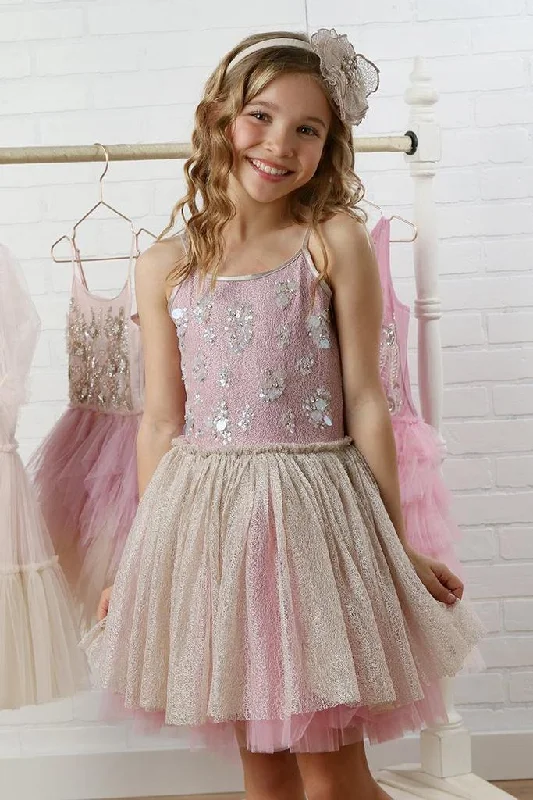 Street Style Fashion The Sophie Dress in Pink