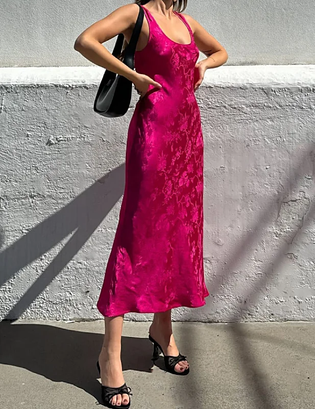 Women's Versatile Apparel End Of Season Sale Market Fuchsia Jacquard Midi Dress