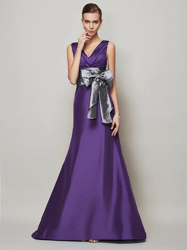 Women's Work Outfit Fashion-Forward Outfits A-Line/Princess V-neck Sleeveless Sash/Ribbon/Belt Long Taffeta Dresses