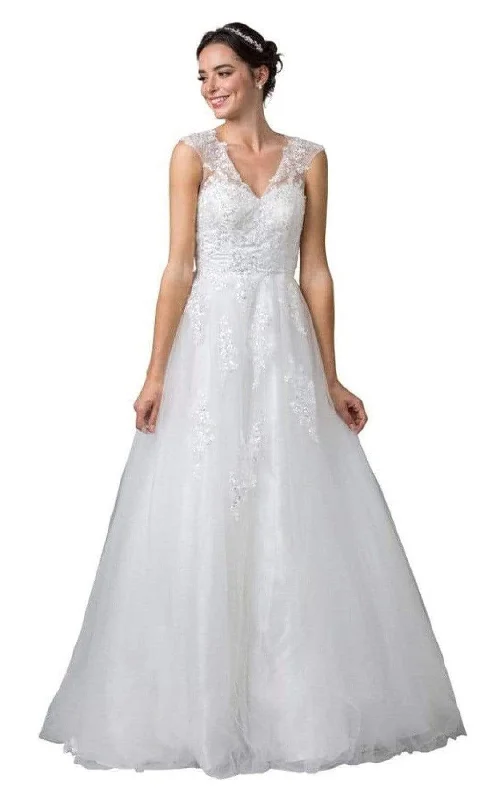 Charming Women's Holiday Apparel Chic And Edgy Trevi Collection Bridal W2443