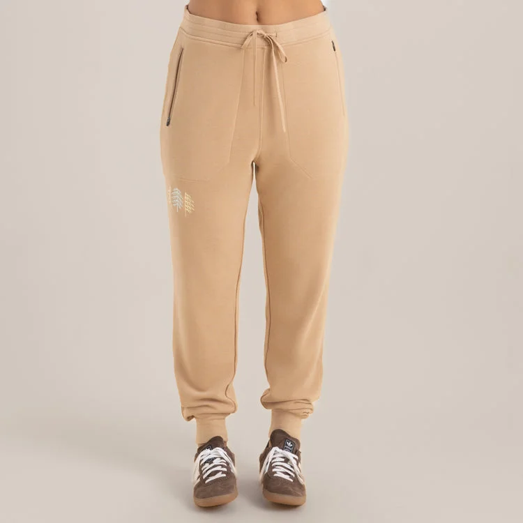 Women's Work Outfit Wardrobe Refresh ROARK Roam Pants - TAN