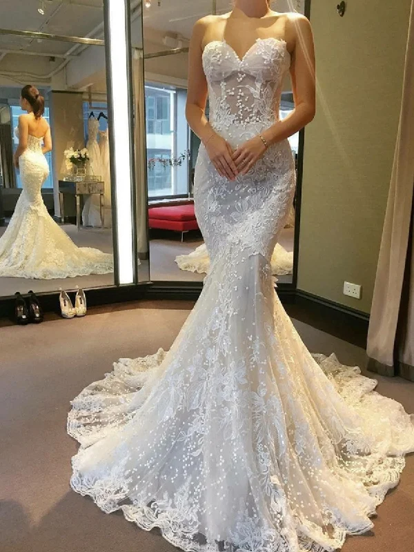 Women's Chic Outfit Seasonal Fashion Gorgeous Strapless Mermaid Backless White Lace Wedding Dresses Long Prom Dresses, Mermaid White Lace Formal Dresses, Backless Lace White Evening Dresses