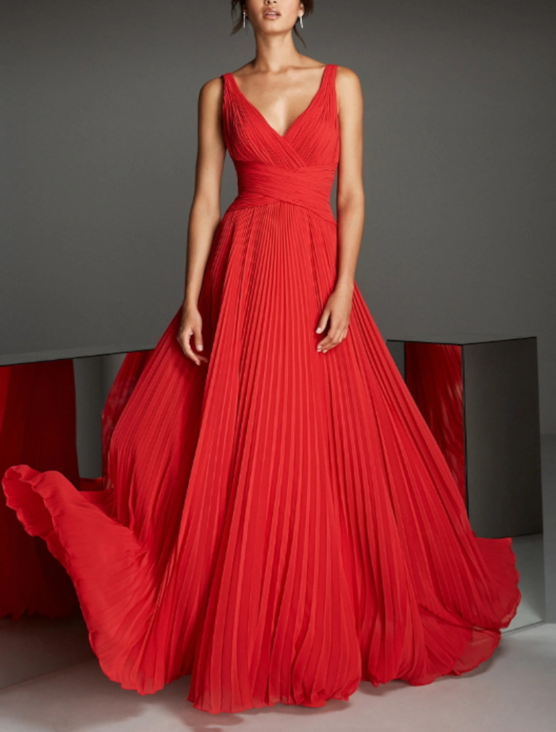 Women's Elegant Garments Refined Simplicity A-Line Empire Christmas Red Green Dress Formal Evening Dress V Neck Sleeveless Floor Length Chiffon with Pleats