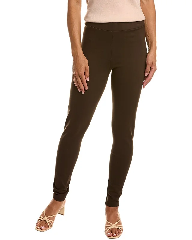 Women's Date Night Outfit Sustainable Fashion Extravaganza Vince Camuto Ponte Legging