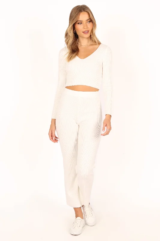 Classic Women's Clothing Styles Flowing Silhouette Kia Set - White