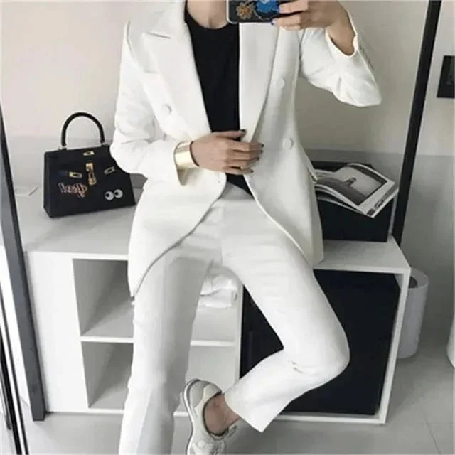 Women's Casual Wear Outfit Fashion Forward Elegant Women Pantsuit