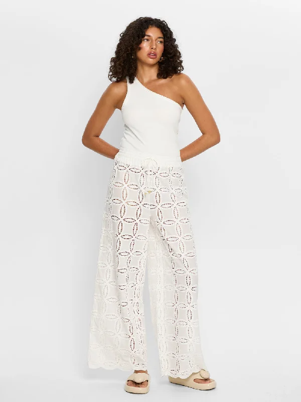 Women's Trendy Outfit Vibrant Prints Rio Pant - White