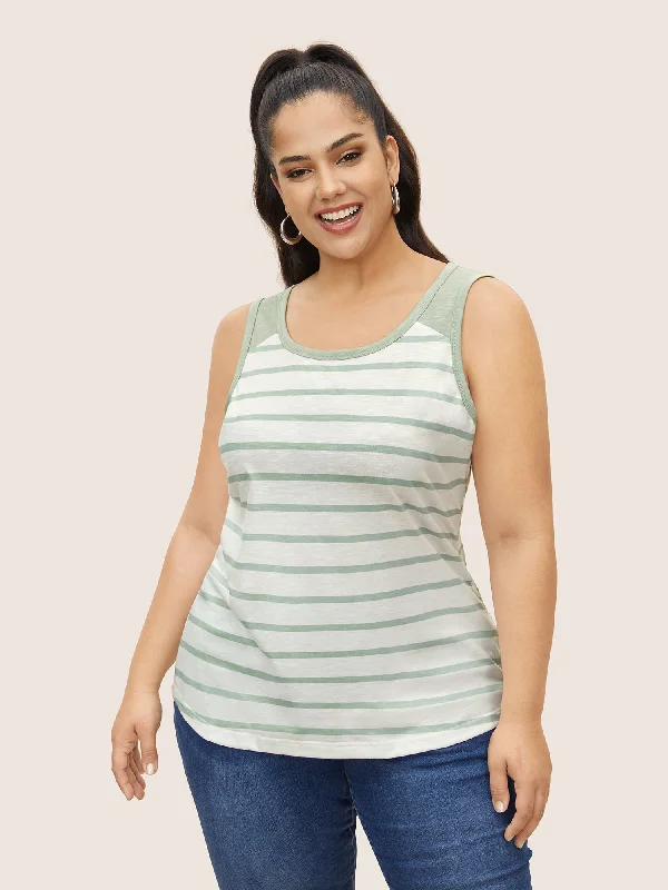 Women's High-Fashion Apparel Score Big On Glamorous Red - Carpet Styles Contrast Stripes Round Neck Tank Top